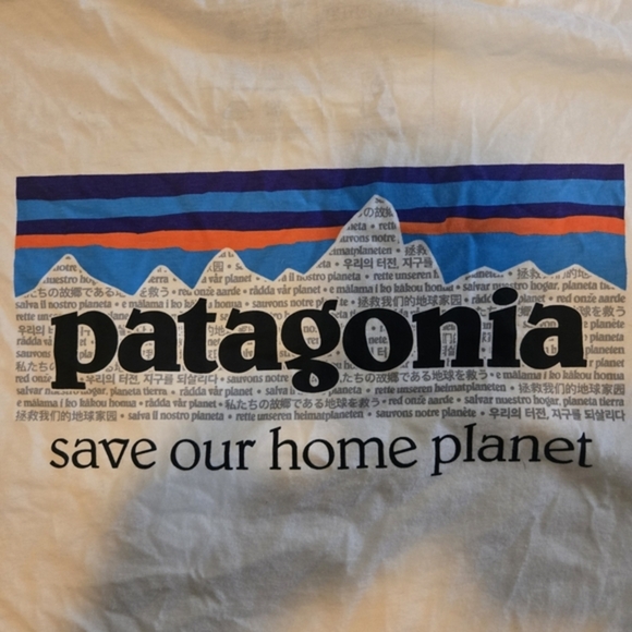 Patagonia White T-Shirt - Picture 7 of 7